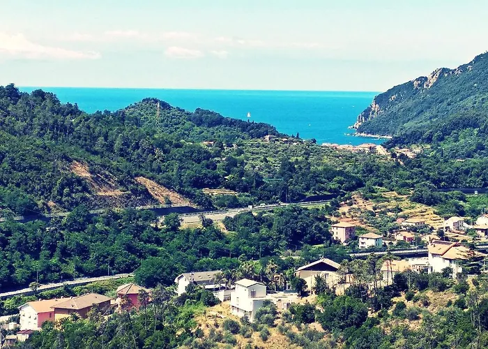 The Sea From The Hills * Casarza Ligure
